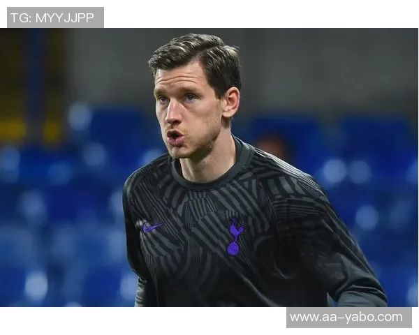 齐尔克泽因出场时间不足感到不满西汉姆联有意引进他 齐尔克泽因出场时间不足感到不满西汉姆联有意引进他