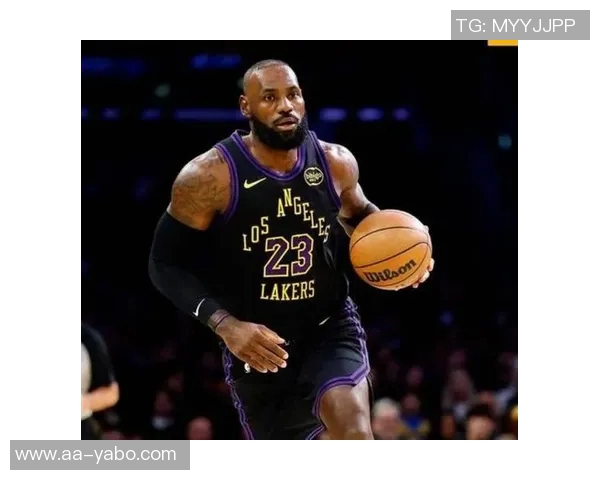 詹姆斯称赞艾顿表现出色强调他在球队中的重要性与冲击力 詹姆斯称赞艾顿表现出色强调他在球队中的重要性与冲击力