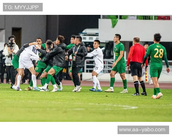 多夫比克点球失误连连苏莱替罚仍遭扑救无缘帽子戏法